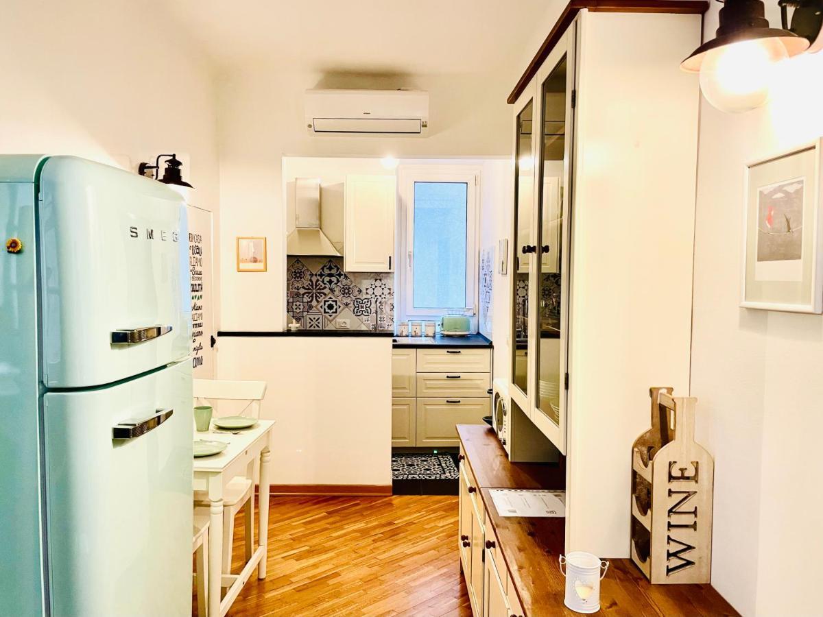 Neve 9, La Tua Casa Nel Cuore Di Genova Apartment Bagian luar foto